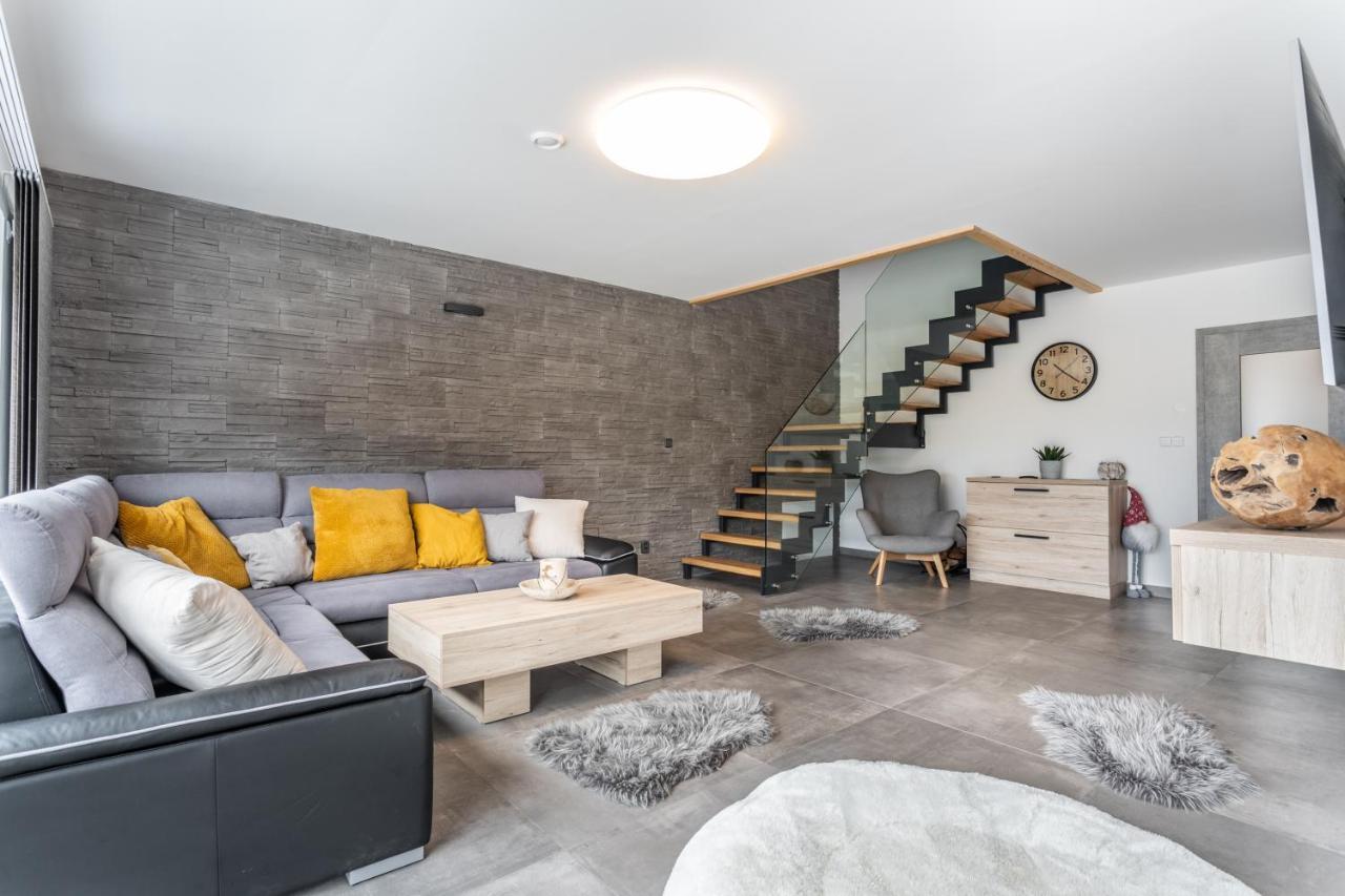 Apartman Sonnenberg - Klinovec Loučná pod Klínovcem Dış mekan fotoğraf